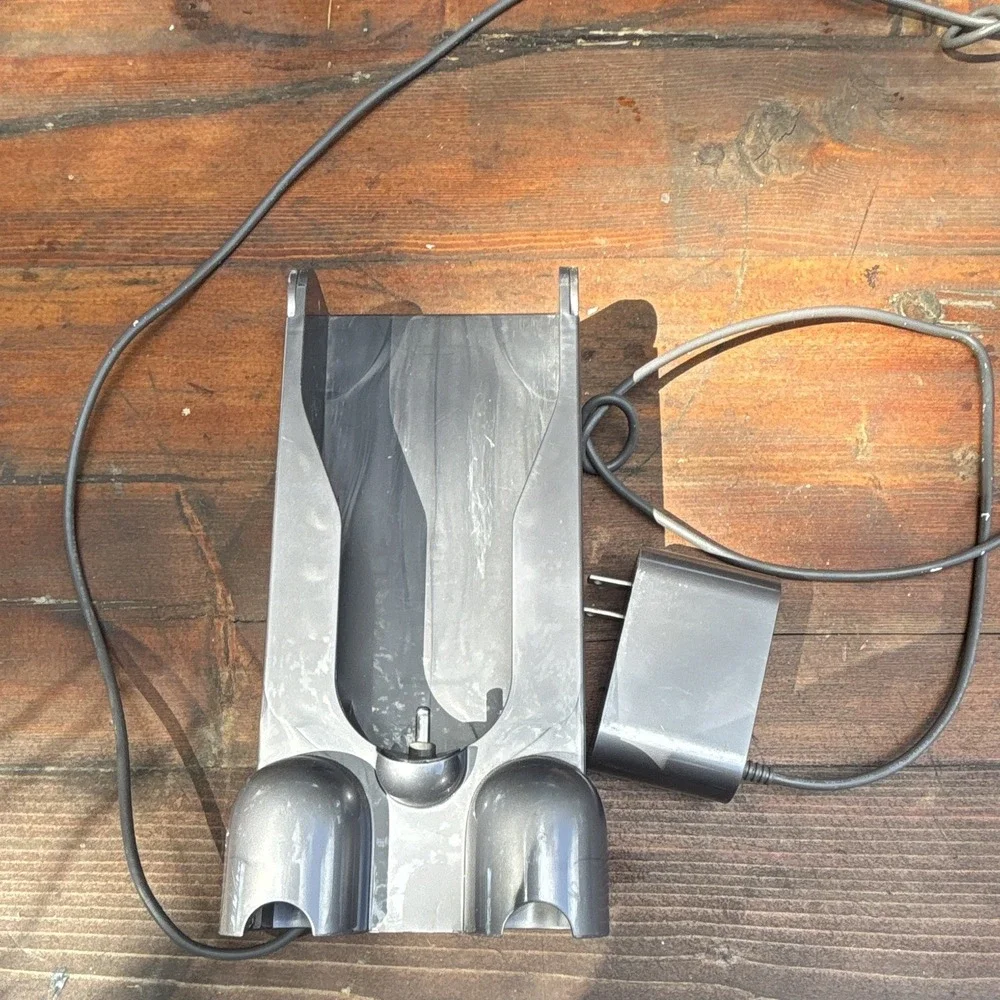Genuine Dyson V11 V15 Wall Mount Charging Docking Station & OEM Charger 217164